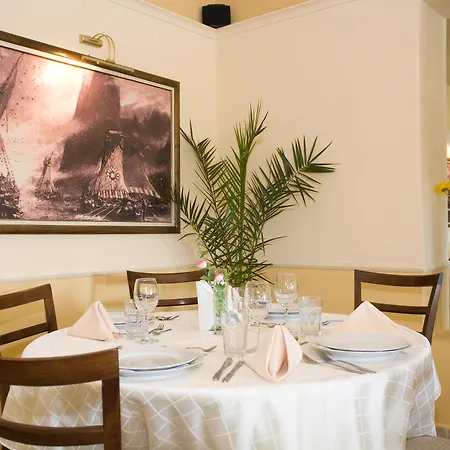 ホテル Detelina ゴールデンサンド