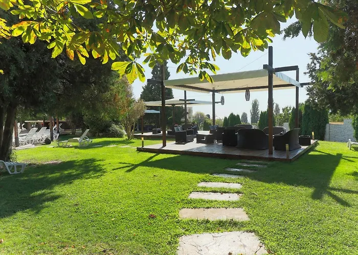 Ξενοδοχείο Detelina