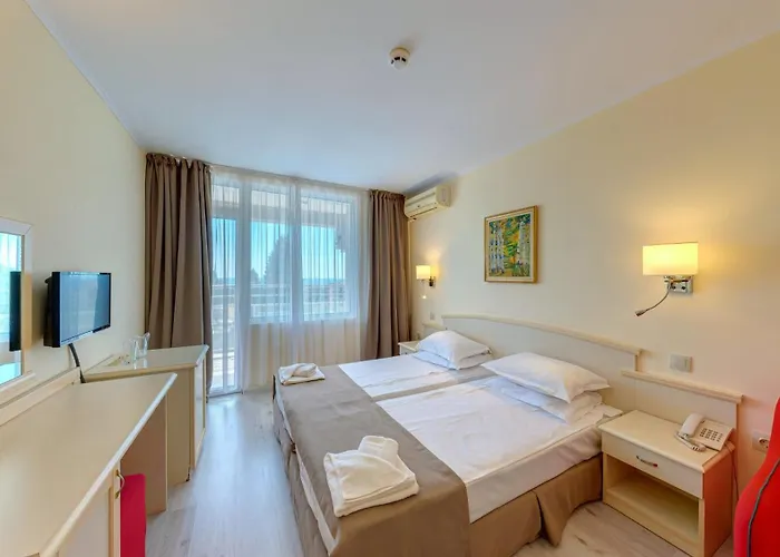 Detelina 3* Goldstrand