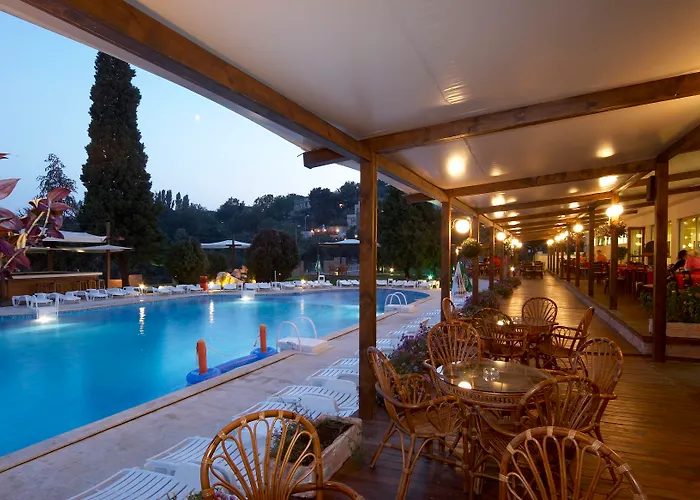 Detelina Ξενοδοχείο 3*